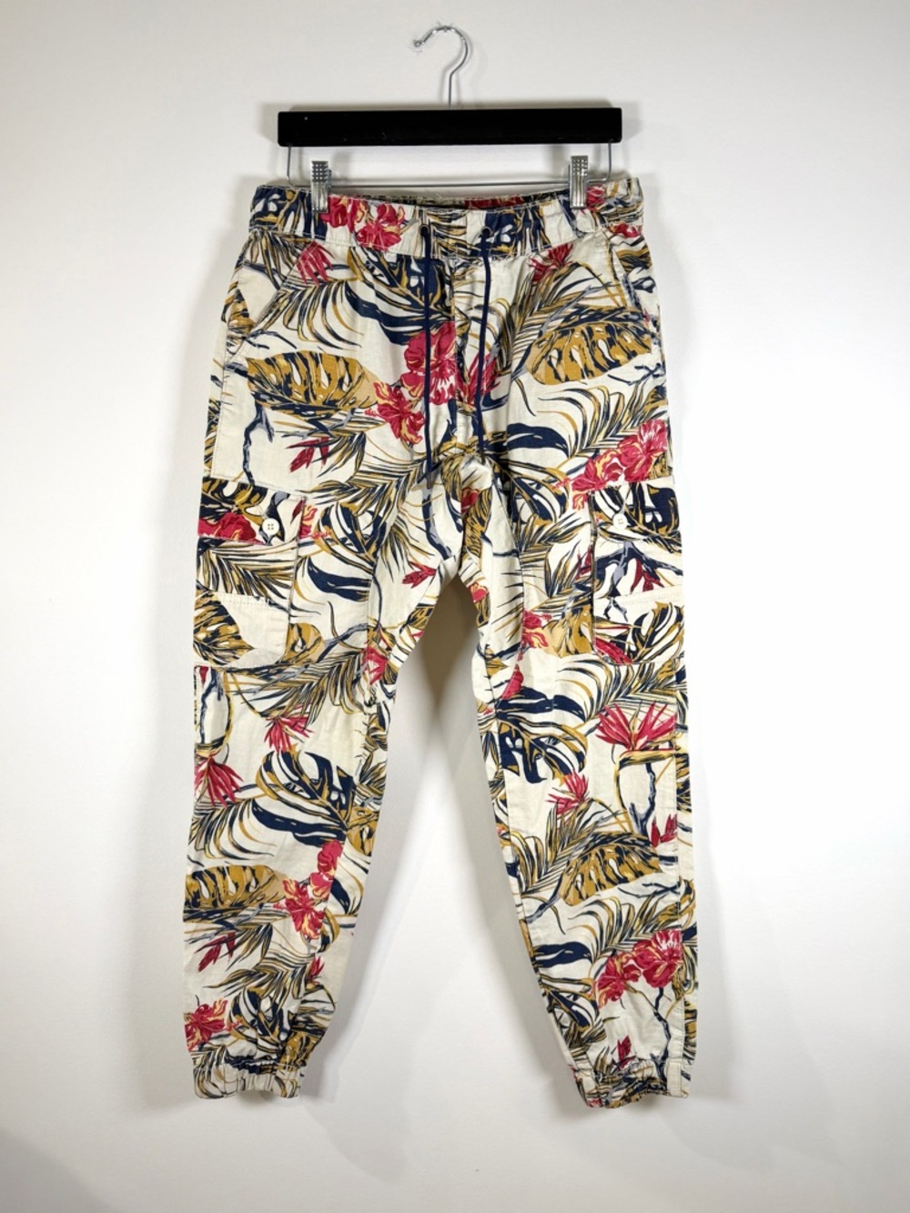 Another Hype Piece Floral Cargo Joggers - Cream, Red & Navy